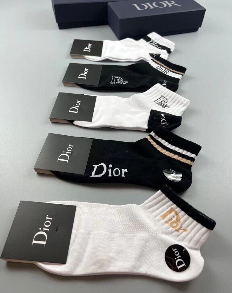 DIOR